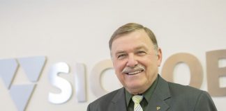 Presidente do Sicoob ES é eleito Líder em Instituição Financeira 2022