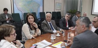 Ministra da Agricultura recebe produtores capixabas para discutir endividamento rural