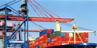 Navios com fertilizante russo chegam ao Brasil apesar de sanções