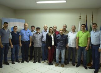 Nova diretoria da AVES é eleita para gestão 2019-2021