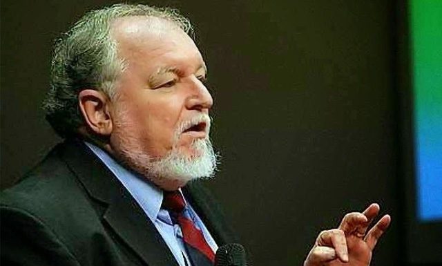 Luiz Carlos Molion na 1ª Feira de Agronegócios da Cooabriel