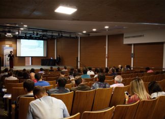 Suinocultores e técnicos participam de capacitação sobre sanidade na produção de suínos