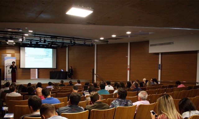 Suinocultores e técnicos participam de capacitação sobre sanidade na produção de suínos