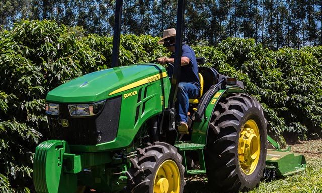 Vendas de máquinas agrícolas no país caem no semestre, mas projeção é de alta no ano