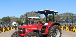 41 municípios capixabas recebem máquinas e equipamentos agrícolas
