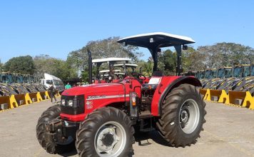 41 municípios capixabas recebem máquinas e equipamentos agrícolas