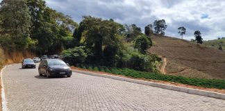 R$ 9,9 milhões para calçar 28 trechos rurais no ES no ano de 2023