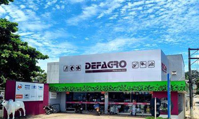 Defagro celebra 35 anos de inovação e parceria no setor agrícola